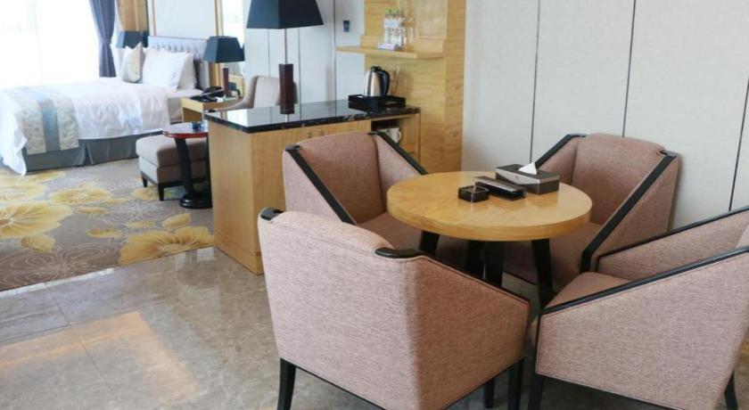 Wanning Yingbin Hotel מראה חיצוני תמונה